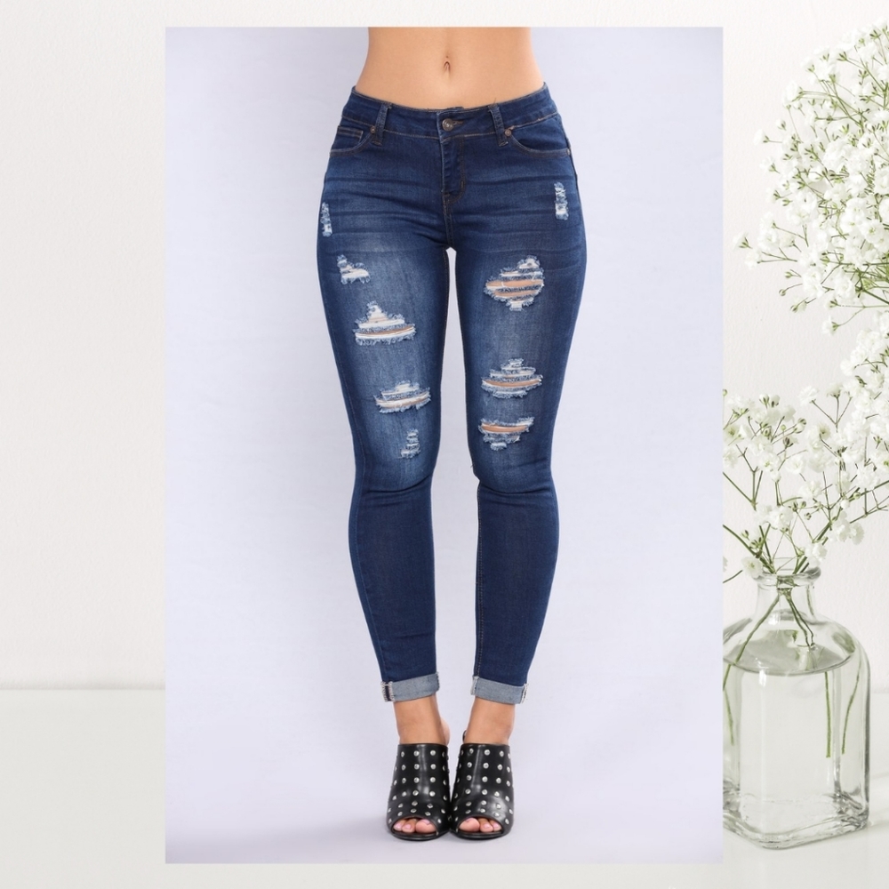 Work For It Booty Shaping Jeans -Dark Denim